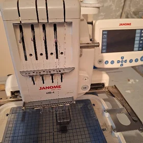 janome 4 in̈n̈e