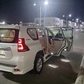 Toyota Land Cruiser Prado 2020