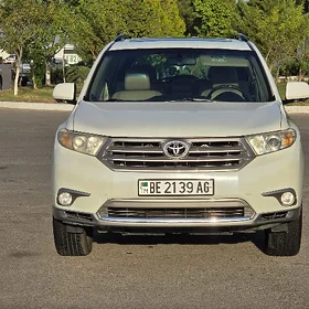 Toyota Highlander 2013