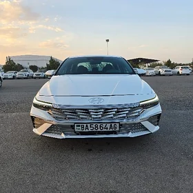 Hyundai Elantra 2024