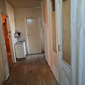 10 MKR 4 KOM