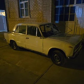 Lada 2104 1984
