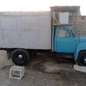 Gaz 52 1988