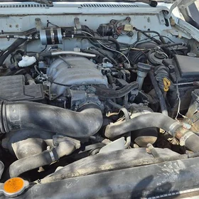Nissan Patrol 1991