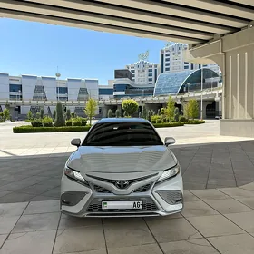 Toyota Camry 2020