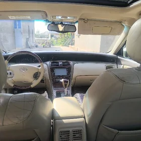 Toyota Avalon 2003