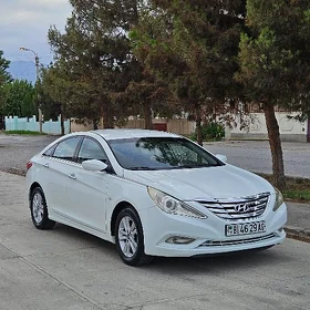 Hyundai Sonata 2011