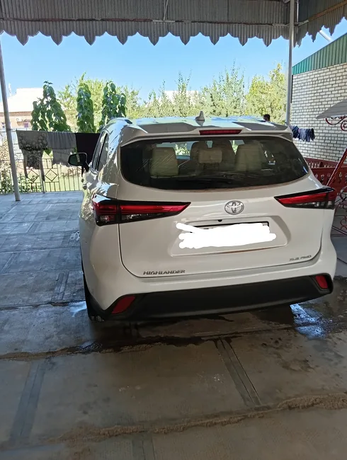 Toyota Highlander 2021 - 1