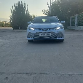 Toyota Camry 2023