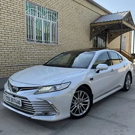 Toyota Camry 2017