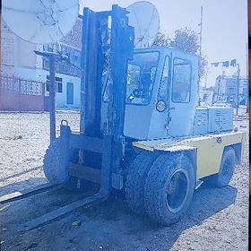 Kara Forklift 2000