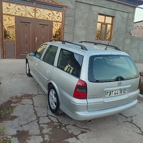 Opel Vectra 2000
