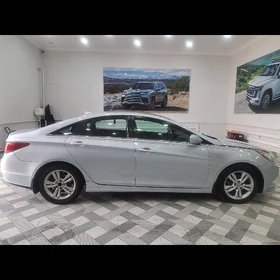 Hyundai Sonata 2011