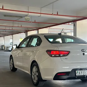 Kia Rio 2020
