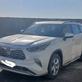 Toyota Highlander 2023