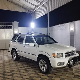 Nissan Pathfinder 2001