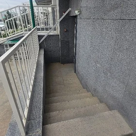 Gurtly satlyk podwal 100m²