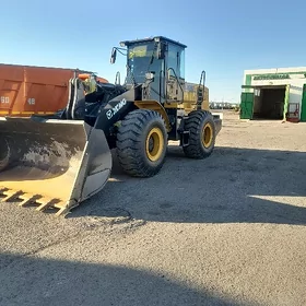 XCMG LW500F 2025