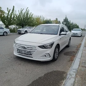 Hyundai Elantra 2021