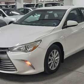 Toyota Camry 2017