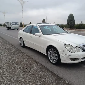 Mercedes-Benz E320 2003