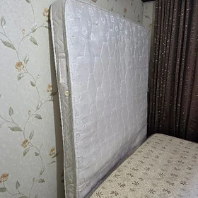 matras spalny