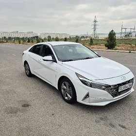 Hyundai Elantra 2021