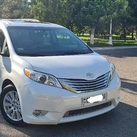 Toyota Sienna 2017