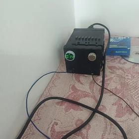 Zaryatnik akumlyator 12 v