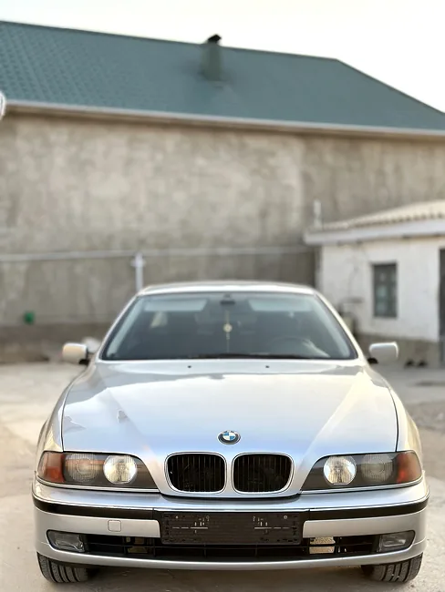 BMW E39 1998 - 1