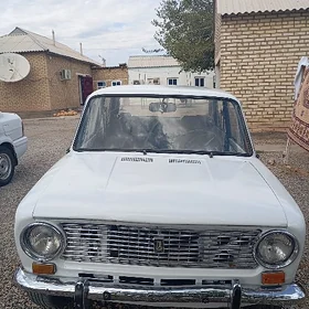 Lada 2104 1980