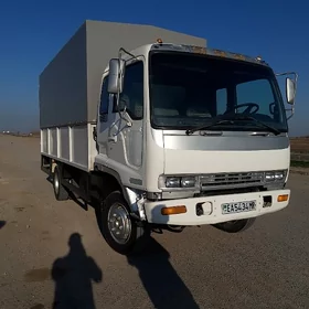 Mitsubishi Canter 2000