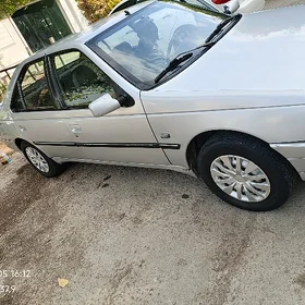 Peugeot 405 2005