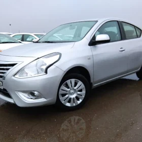 Nissan Sunny 2023