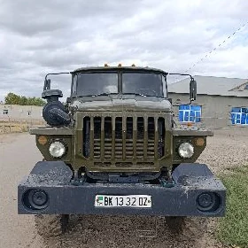 Ural 4320 1982