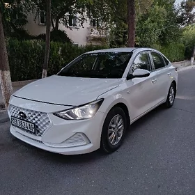 Hyundai Elantra 2021