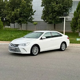 Toyota Camry 2017