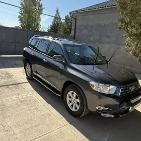 Toyota Highlander 2010