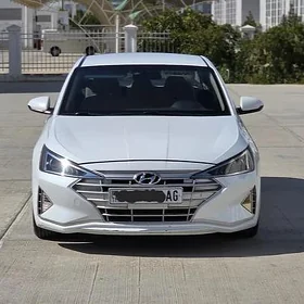 Hyundai Elantra 2020