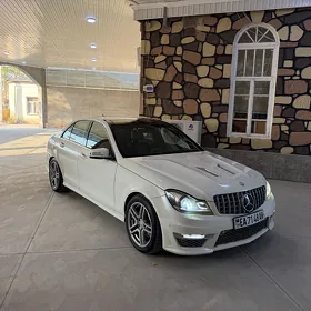 Mercedes-Benz C350 2009
