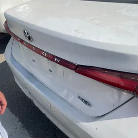Toyota Avalon 2022