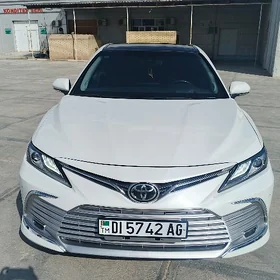 Toyota Camry 2023