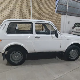 Lada Niva 1980