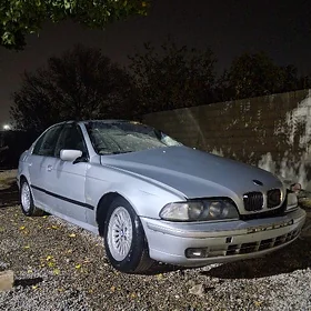 BMW E39 1999