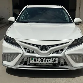 Toyota Camry 2021