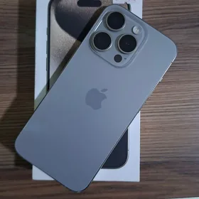 IPhone 15 pro 256gb