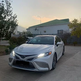 Toyota Camry 2022
