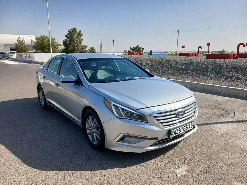 Hyundai Sonata 2015 - 1