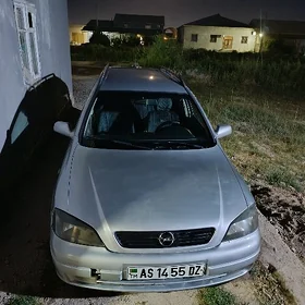 Opel Astra 2000