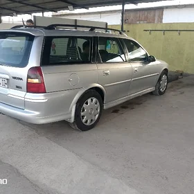 Opel Vectra 2000